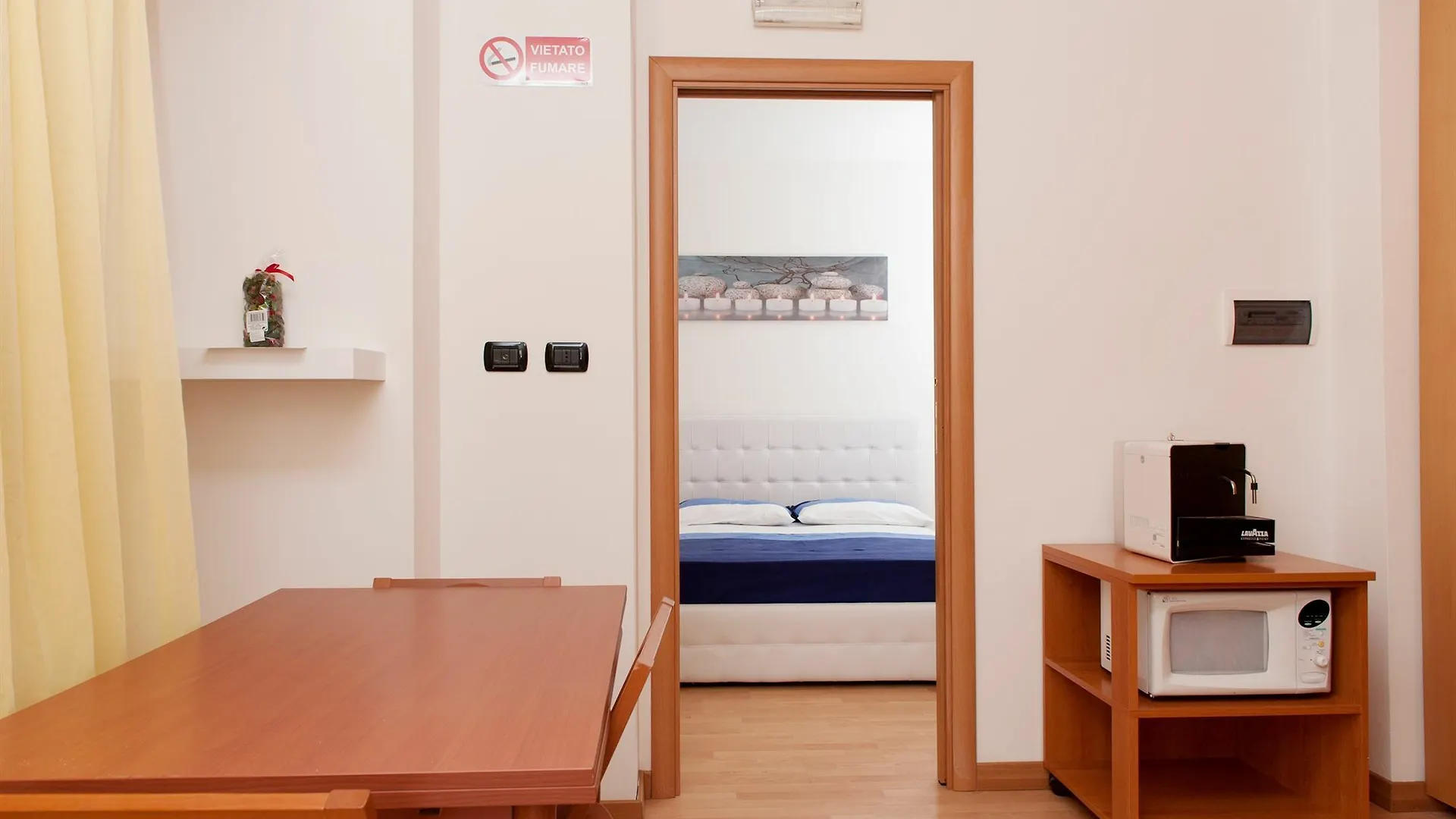 Apartment Casa Vacanze House Eden Rome Italy